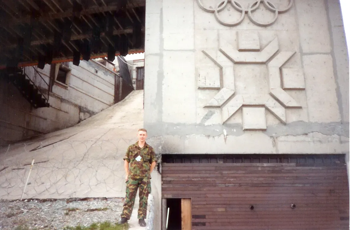 A soldier at the Bjelašnica Olympic summit ski start in 2007.