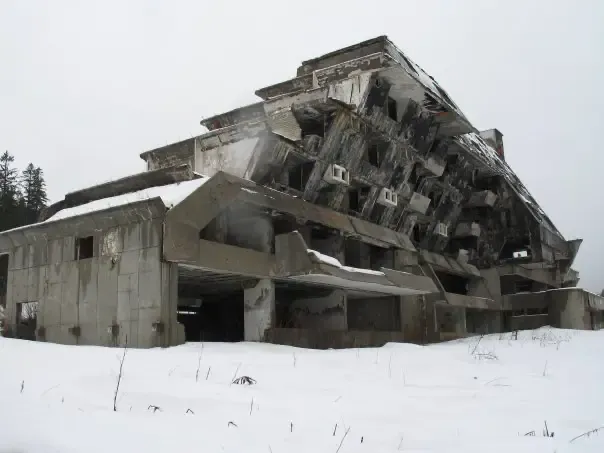 The charred concrete shell of Hotel Igman in 1995