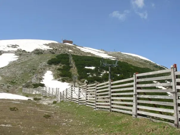 Three-seater ski lift pillars and snow fences on Bjelašnica, 2009