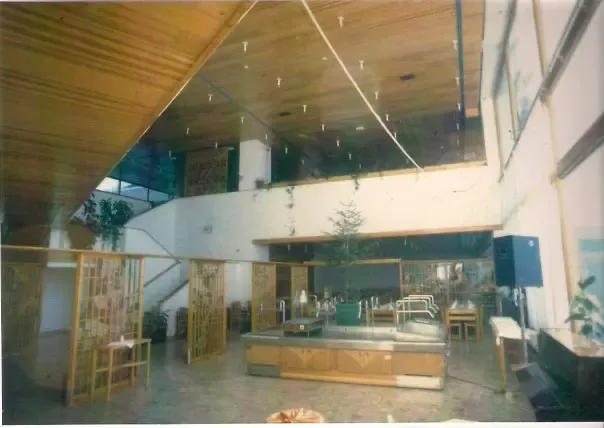 The restaurant interior of Hotel Igman in the 1980s